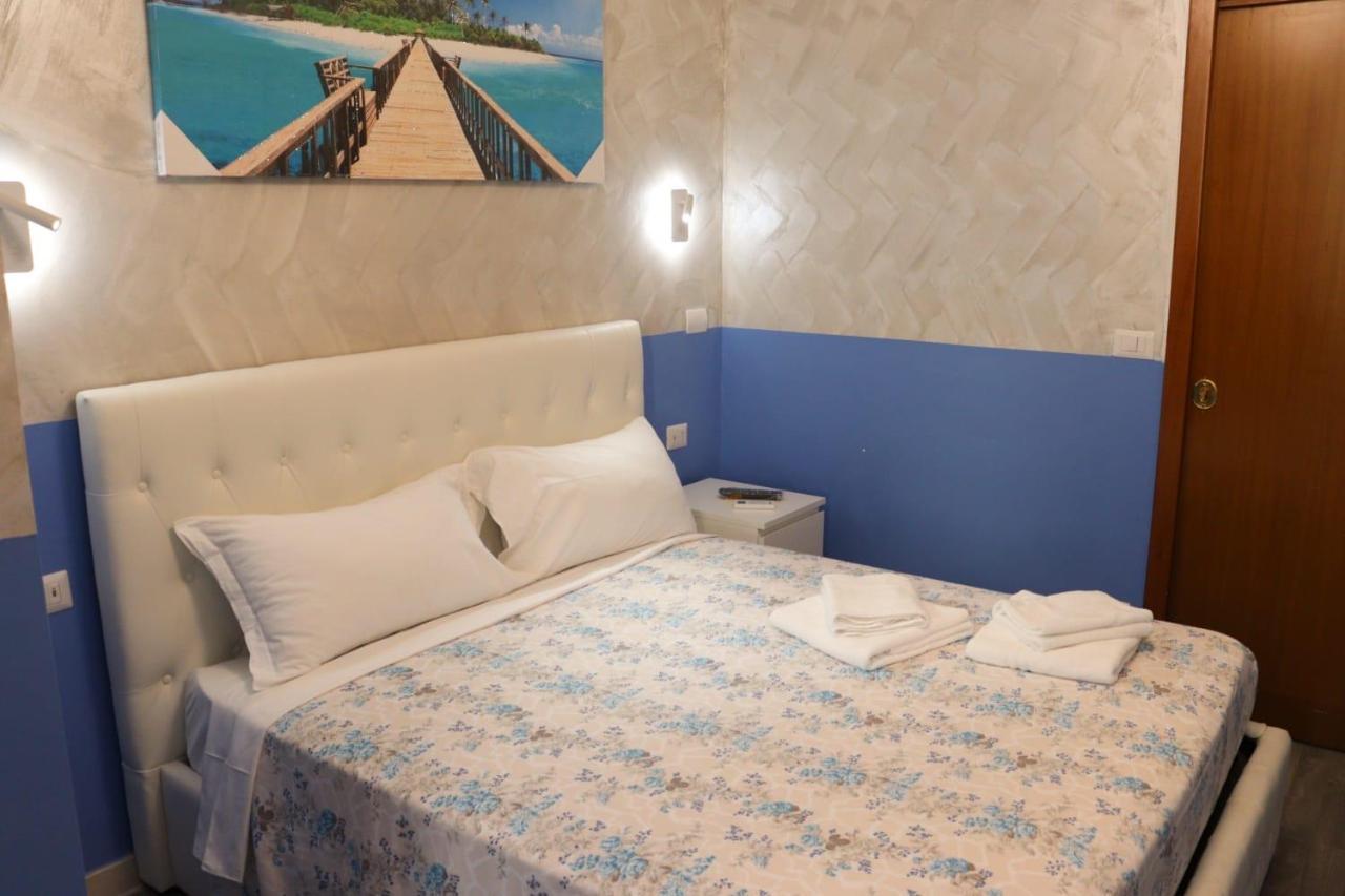 Relaxon Guest House โรม ภายนอก รูปภาพ